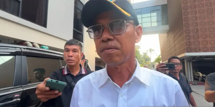 Afrizal Sintong,Mantan Bupati Rokan Hilir,Diperiksa kejati Riau ( FOTO : Antara)